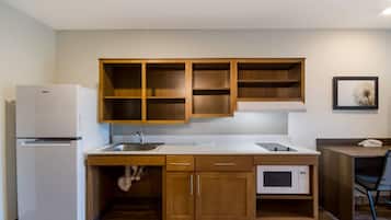 Skrivbord, gratis wi-fi och sängkläder