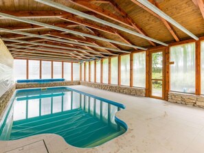 A heated pool - Vacation home Bzí by Interhome (Dolni Bukovsko)
