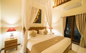 3 bedrooms - Villa MD 3 bedroom, Sunny Pool in Eat st location (Seminyak)