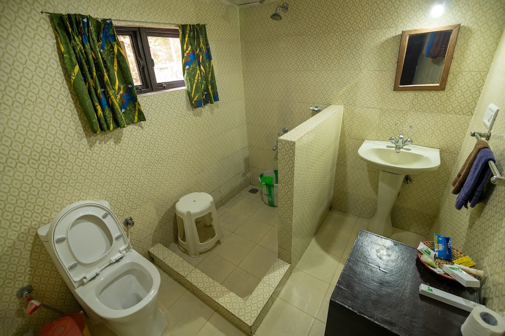 Bamboo Banks Farm Guest house | resort In Mudumalai by null