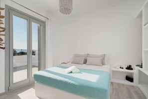 2 chambres, bureau, fer et planche à repasser, lit parapluie