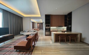 Ambassador Three Bedroom | Private kitchen - Ra Suites Simatupang (Jakarta)