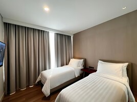 Two Bedroom Suite | Minibar, soundproofing, free WiFi