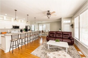 Smart TV, tenis de mesa y libros 