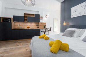 1 bedroom, WiFi, bed sheets