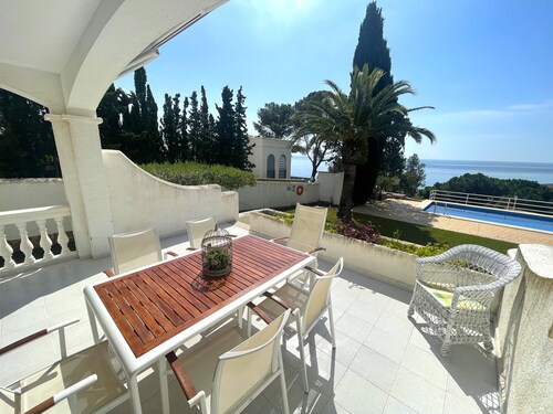 MILA adosado vistas al mar