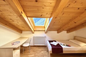 3 多间卧室、熨斗/熨衣板、免费 WiFi、床单