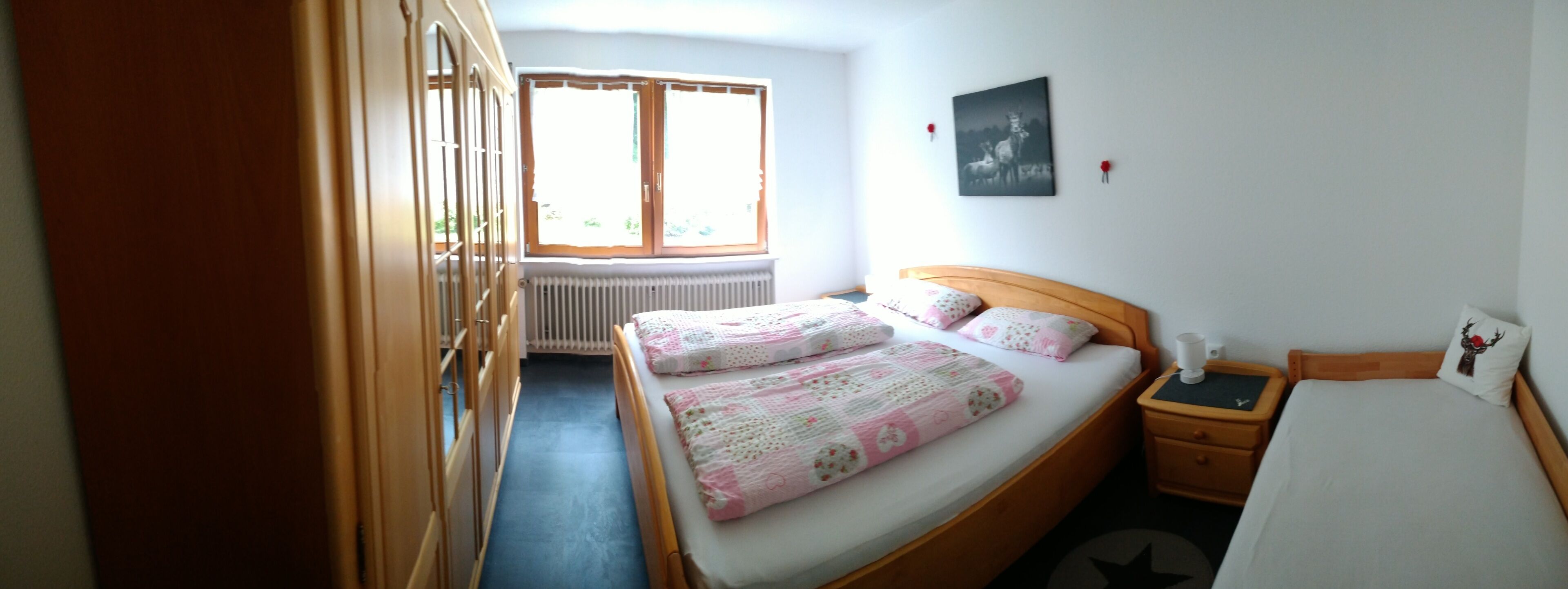 2 chambres, lit parapluie, Wi-Fi gratuit, draps fournis