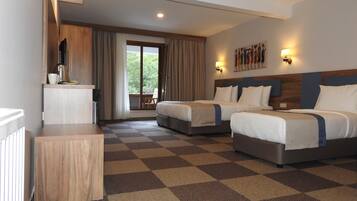 Deluxe Room | Premium bedding, free minibar, in-room safe, individually furnished