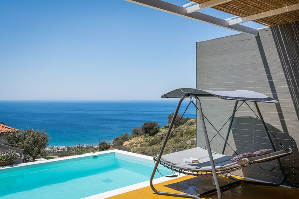 Outdoor pool - Sea View Modern Villa in South Rethymno with Private Pool and BBQ. (Rethymno)