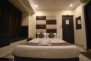 Deluxe Double Room | Free WiFi