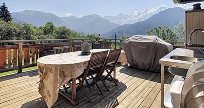 Chalet Les Fiz with Mountain View, Jaccuzi & Wi-Fi
