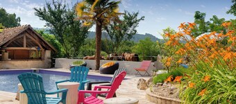 Apartment Gîte de l'Eléphant with Pool, Whirlpool, Wi-Fi & Terrace