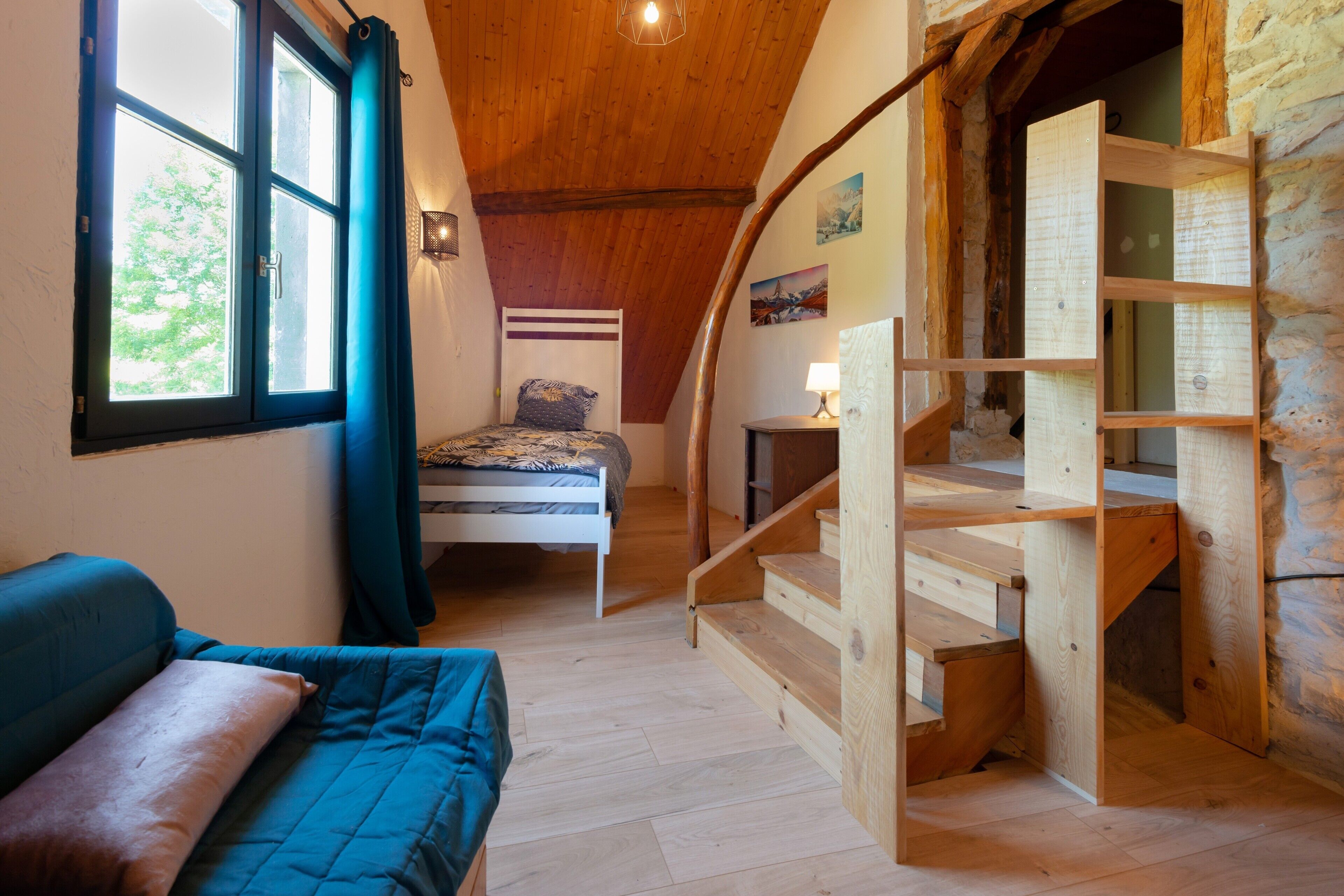 2 makuuhuonetta, ilmainen Wi-Fi, vuodevaatteet