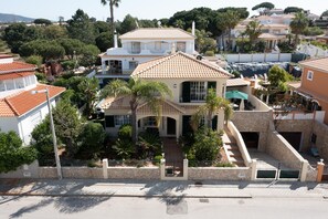 Exterior - Villa with garden and heated pool/AC/pool table/Wi-fi (Quarteira)