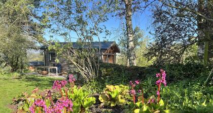 Shepherds Hut in peaceful south Wales farmland with spectacular mountain views