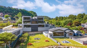 บริเวณภายนอก