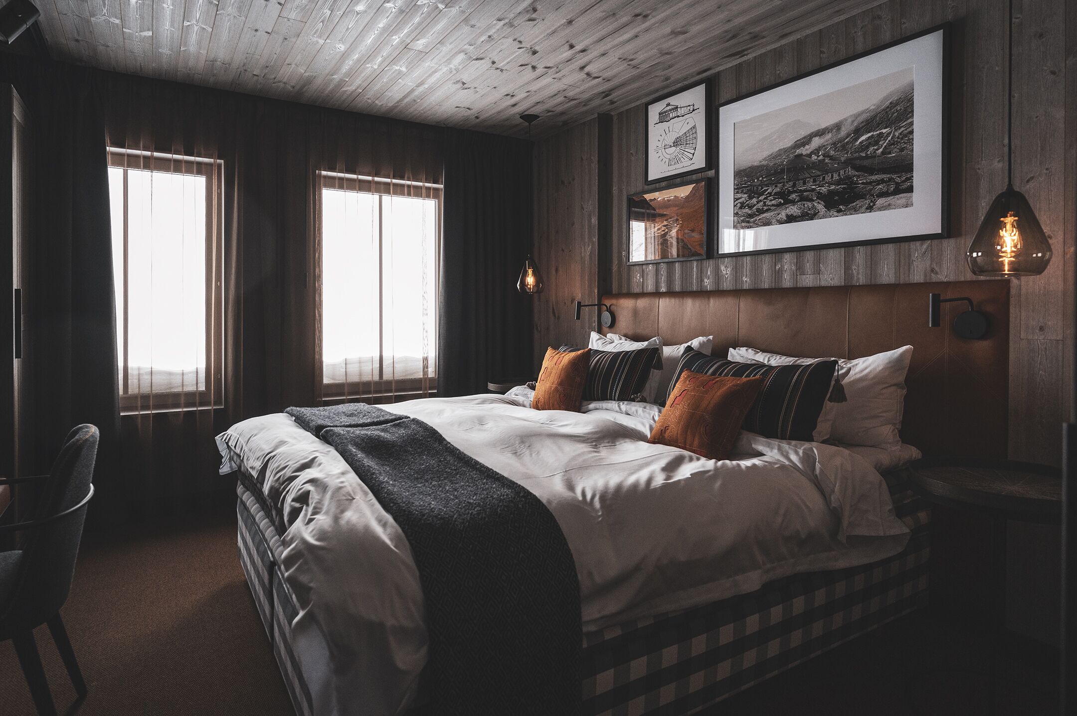 In-room safe, desk, laptop workspace, blackout curtains