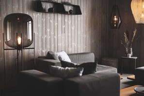 Deep-tissue massages, Swedish massages, sports massages - Niehku Mountain Villa (Riksgränsen)
