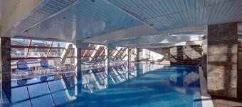 Villa Raphael with Sauna near Pirin Golf Resort