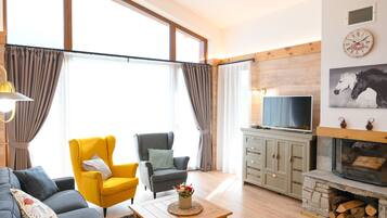 Télévision, cheminée