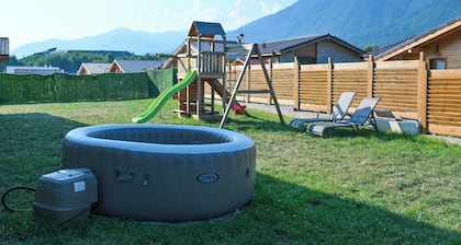 Villa Raphael with Sauna near Pirin Golf Resort