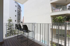 Luxury Apartment | Balcony - AirTLV - Nes Tziona Luxury By The Sea (Tel Aviv)