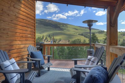 Hot Tub, Unparallel Views, Dogs Welcome, Walk to Downtown Creede