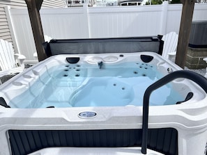 Outdoor spa tub - Hot Tub, Semi-Private Courtyard  (Atlantic City)