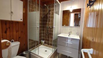 Een douche, een haardroger