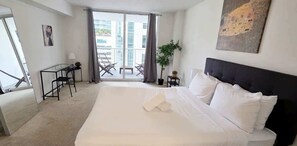 1 camera, una scrivania, ferro/asse da stiro, Wi-Fi