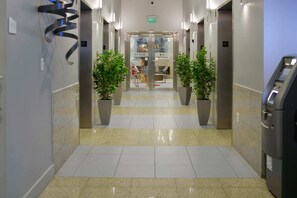 Interior - Brickell 1BR • Pool/Gym • FanFest 2026 (Miami)