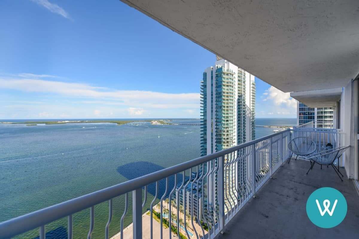Amazing Direct Ocean Views at Brickell 