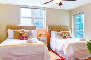 2 soverom, strykejern/-brett, wi-fi og sengetøy