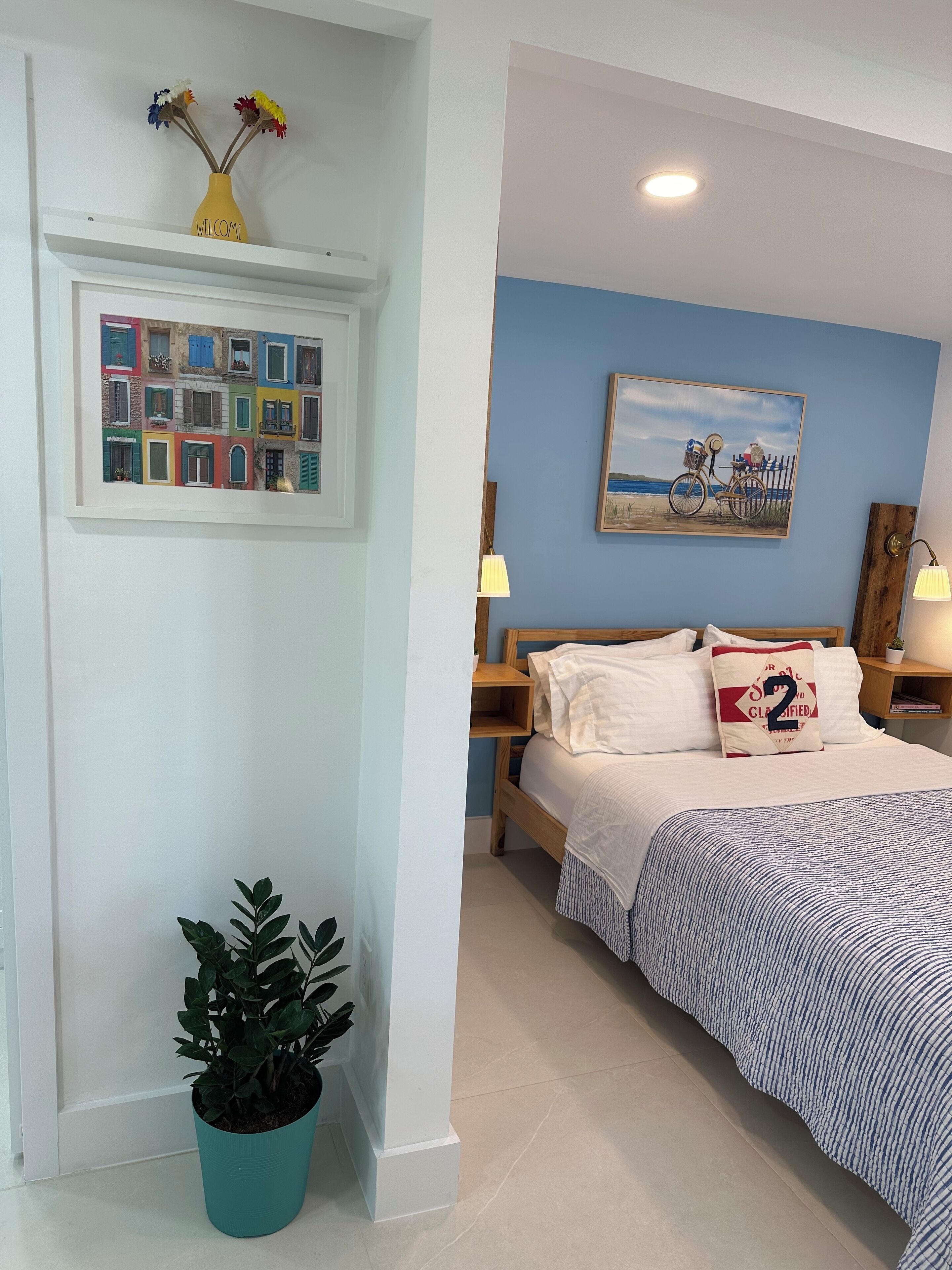 1 slaapkamer, een strijkplank/strijkijzer, wifi, beddengoed