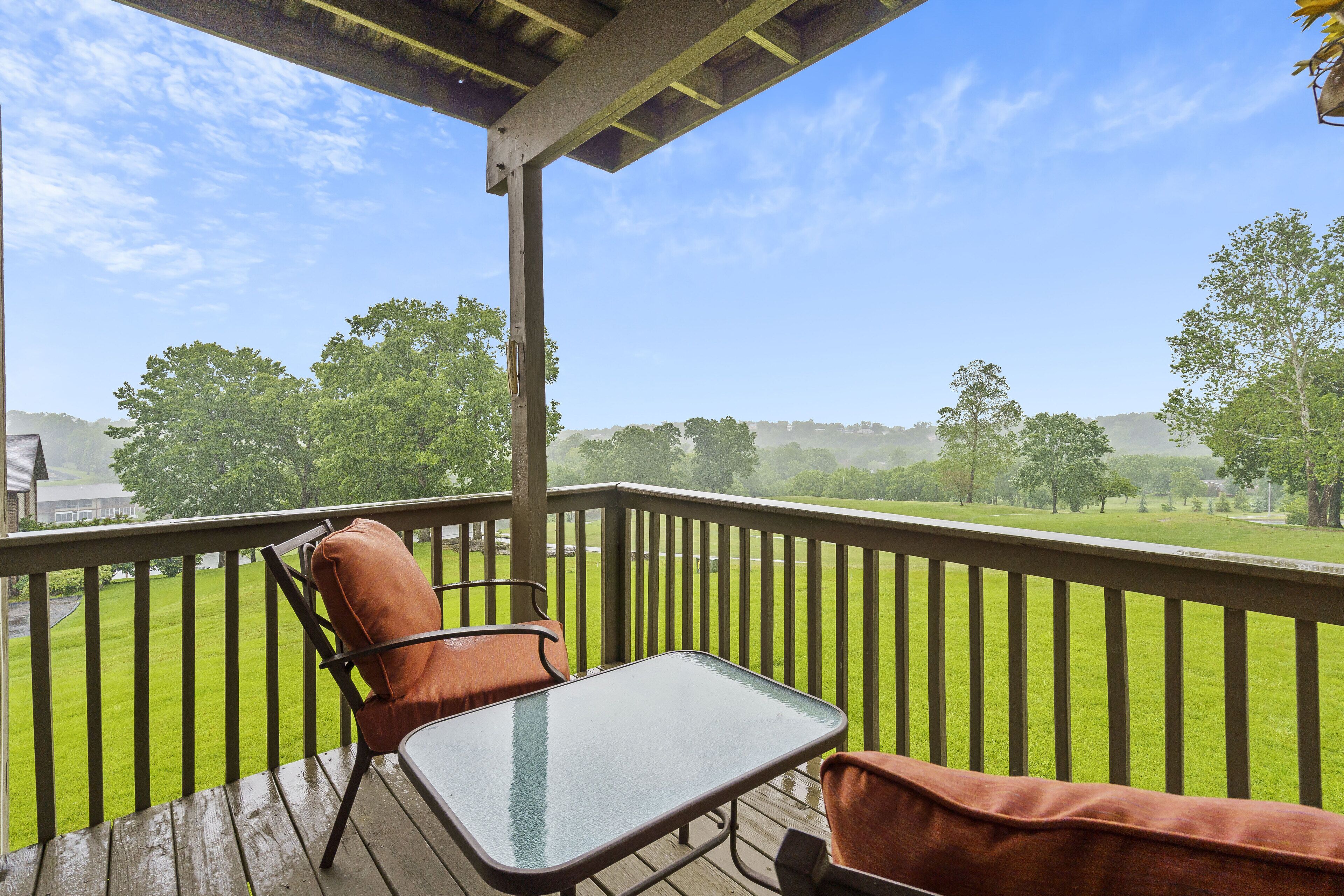 18th Fairway View | Club Amenities