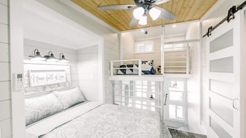 Fridge, cookware/dishes/utensils