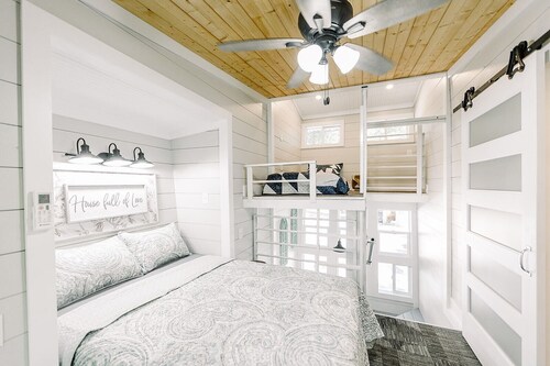 Tiny Home A at Red Oak Valley