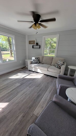 Living area - #2 Cabin at Red Oak Valley (Canaan Township)