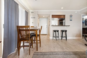 Condo, 1 Bedroom | Private kitchen | Fridge, oven, coffee/tea maker, toaster - Blue Breeze 2050 1 Bedroom Condo by Redawning (Destin)