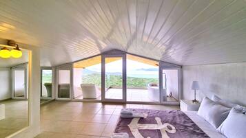 4 bedrooms, iron/ironing board, free WiFi