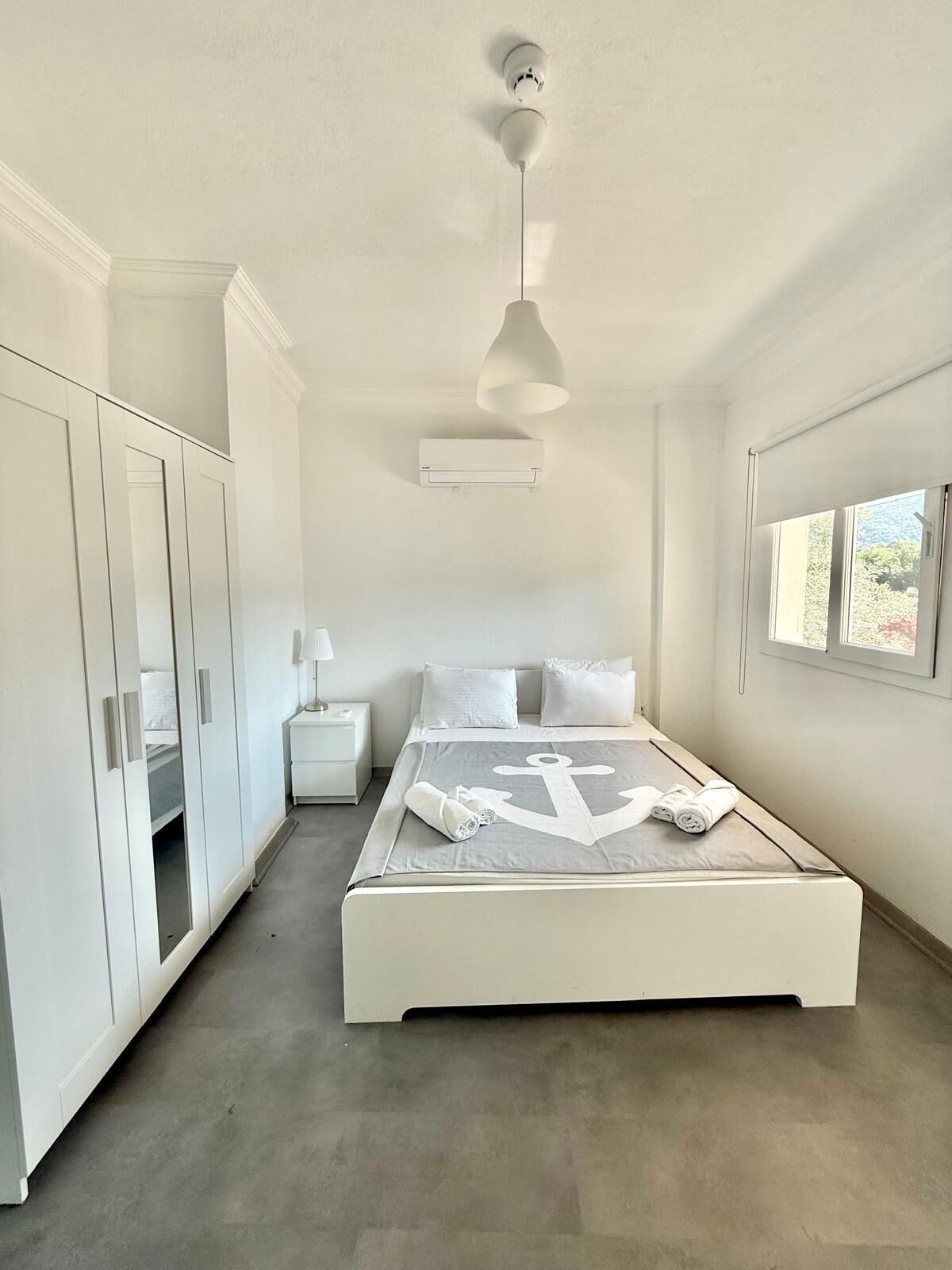 4 makuuhuonetta, silitysrauta/-lauta, ilmainen Wi-Fi