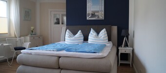 Cozy vacation home close to the beach with 3 bedrooms