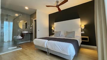 豪華雙人房, 高球場景觀 | 埃及棉床單、高級寢具、羽絨被、Select Comfort 床墊