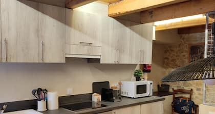Rural house in Sant Mateu, Castellón. Near Morella and Peniscola. Beach at 20min