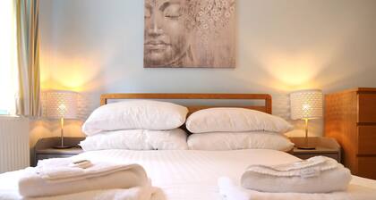 Pass the Keys | 1BR Modern Beautiful House Pass the Keys