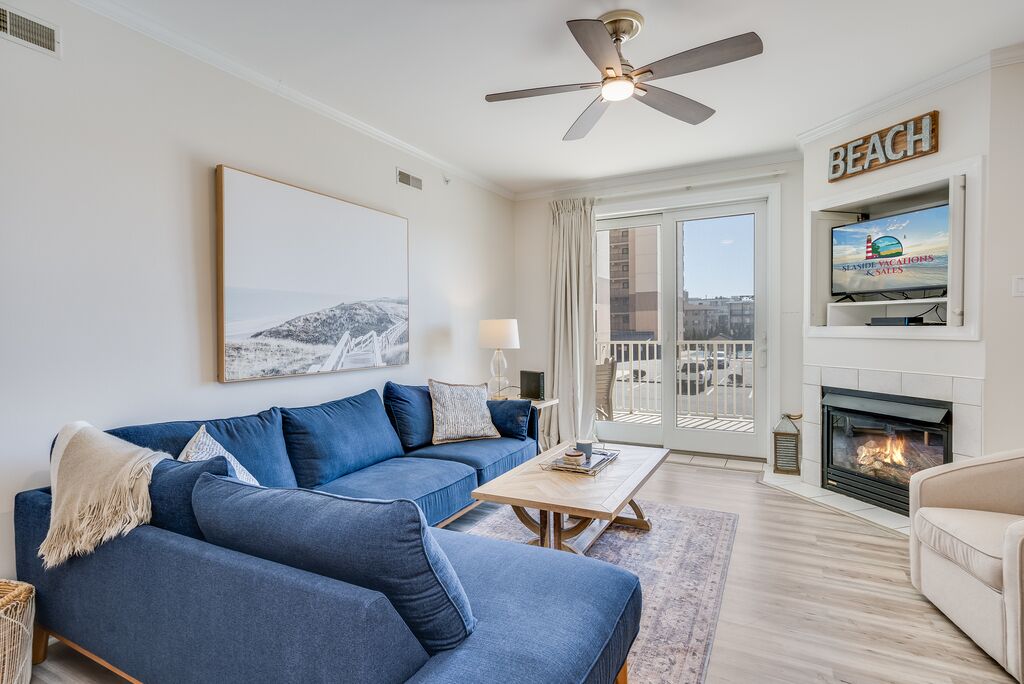Adagio 206, Steps from the beach and perfect for the family that wants it all!