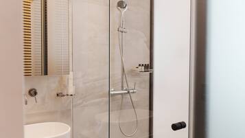 Artemis Suites | Bathroom shower