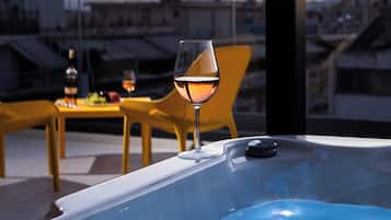 2-Bedroom Suite with Hot Tub | View from room