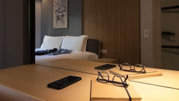 2-Bedroom Maisonette | 1 間睡房、高級寢具、特厚豪華床墊、書桌